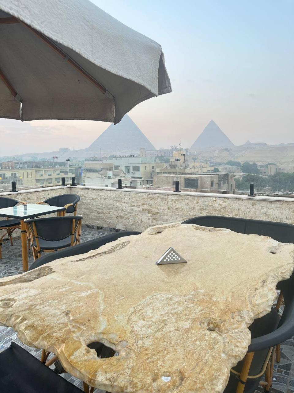 ホテル Aziz Egypt Pyramids View Kafret el-Gabal エクステリア 写真